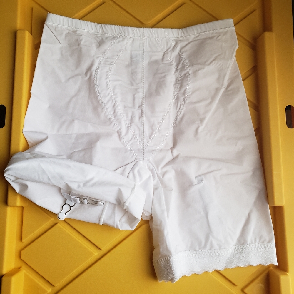 PLAYTEX I CAN’T BELIEVE IT’S A GIRDLE #2509 LONG LEG STOCKING GARTERS XL